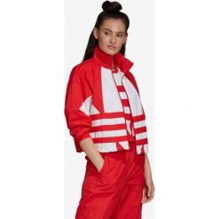 Adidas Originals Kurtka Czerwony. Czerwone kurtki damskie adidas Originals, bez wzorów, z materiału. Za 309,95 zł.