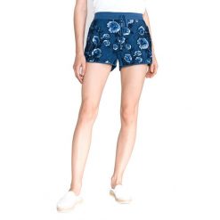 TWINSET Szorty Niebieski. Niebieskie szorty damskie Twinset, s, z aplikacjami, z materiału. Za 626,95 zł.