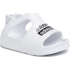 Sandały adidas - Adilette Play I EF6238 Ftwwht/Cblack/Ftwwht. Białe sandały dziewczęce Adidas, z tworzywa sztucznego. Za 119,00 zł.