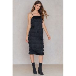 Sukienki: Lavish Alice Sukienka midi Fringe – Black