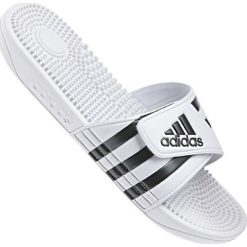 Białe Klapki adidas Adissage M F35573. Białe klapki męskie Adidas, w paski. W wyprzedaży za 129,00 zł.