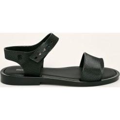 Melissa - Sandały Mar Sandal Chrome. Czarne klapki damskie Melissa, bez wzorów, z gumy, bez obcasa, na obcasie. Za 299,90 zł.