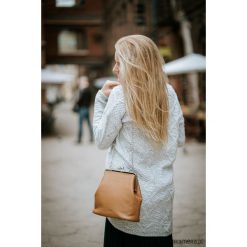 Skórzana Torebka z Biglem Brąz Camel MINI. Brązowe torebki klasyczne damskie Pakamera, bez wzorów, ze skóry, eleganckie, na ramię, bez dodatków. Za 520,00 zł.