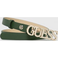 Guess Jeans - Pasek. Niebieskie paski damskie Guess Jeans, w paski, z poliesteru. Za 189,90 zł.
