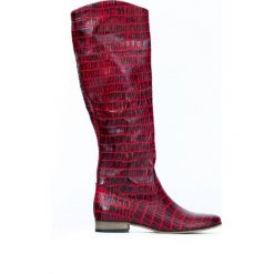 Wsuwane kozaki z tłoczeniem - skóra naturalna - model 125 - kolor czarno-czerwony krokodyl. Czerwone kozaki damskie Zapato, na lato, z jeansu, eleganckie, na wysokim obcasie, na płaskiej podeszwie, bez zapięcia. W wyprzedaży za 374,25 zł.