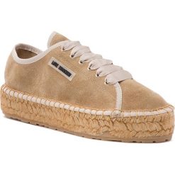 Espadryle LOVE MOSCHINO - JA10233G07JF0105 Sabbia. Brązowe espadryle damskie Love Moschino, bez wzorów, ze skóry ekologicznej, bez obcasa, na płaskiej podeszwie. W wyprzedaży za 399,00 zł.