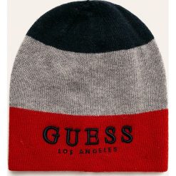 Guess Jeans - Czapka. Szare czapki męskie Guess Jeans, na zimę, z aplikacjami, z wełny. Za 169,90 zł.