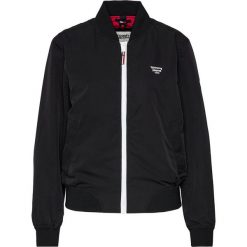 Kurtka bomber Tommy Jeans Tjw Logo DW0DW08020. Czarne kurtki damskie Tommy Jeans, xs, bez wzorów, z poliesteru, bez kaptura. Za 649,00 zł.