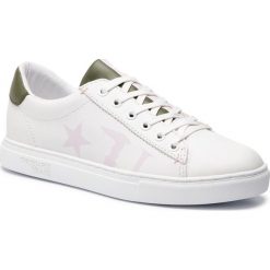 Sneakersy TRUSSARDI JEANS - 79A00308 E180. Białe półbuty damskie Trussardi Jeans, z jeansu. Za 489,00 zł.