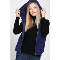 Ciemnoniebieska Kamizelka Hugging. Niebieskie bez kategorii marki Born2be, s. Za 24,99 zł.
