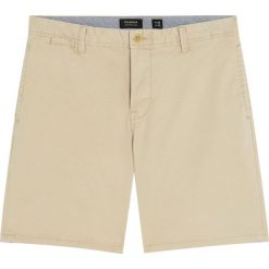 Bermudy basic z paskiem. Brązowe spodenki i szorty męskie marki Pull&Bear, m, bez wzorów. Za 49,90 zł.