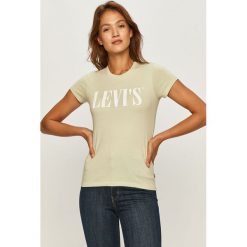 Levi's - T-shirt. Zielone bluzki damskie Levi's®, s, z nadrukiem, z bawełny, casualowe, z okrągłym kołnierzem, z krótkim rękawem. W wyprzedaży za 114,90 zł.