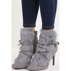 Ciemnoszare Botki Sheepskin. Szare botki damskie Born2be, na wysokim obcasie, na szpilce, na sznurówki. Za 89,99 zł.