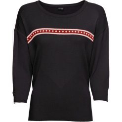 Sweter z perełkami bonprix czarny. Czarne swetry klasyczne damskie bonprix, z kontrastowym kołnierzykiem. Za 59,99 zł.
