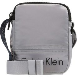 Torby na ramię męskie: Calvin Klein MATTHEW MINI REPORTER Torba na ramię grey