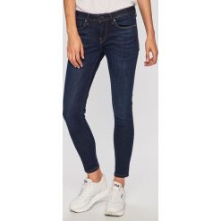 Pepe Jeans - Jeansy Lola. Niebieskie jeansy damskie . W wyprzedaży za 269,90 zł.