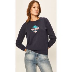 Wrangler - Bluza. Niebieskie bluzy damskie Wrangler, s, z nadrukiem, z bawełny, bez rękawów, bez kaptura. W wyprzedaży za 139,90 zł.
