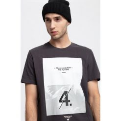 T-shirt męski TSM268 - ciemny szary. Szare t-shirty męskie 4f, m, bez wzorów, bez kołnierzyka. W wyprzedaży za 49,99 zł.