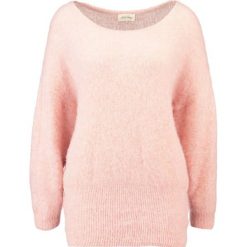 Swetry klasyczne damskie: American Vintage WOXILEN Sweter merinque