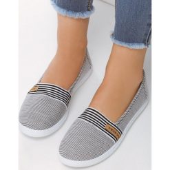 Czarne Tenisówki Kinds. Czarne trampki i tenisówki damskie Born2be. Za 49,99 zł.