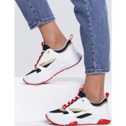Biało-Czerwone Sneakersy Stick It To. Białe sneakersy damskie Renee. Za 99,99 zł.