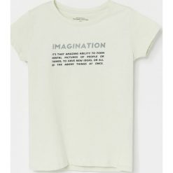 Bawełniany t-shirt z napisem - Zielony. Zielone t-shirty damskie Reserved, z napisami, z bawełny, bez kołnierzyka. W wyprzedaży za 9,99 zł.