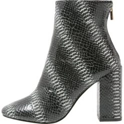 Botki damskie: Miss Selfridge Botki na obcasie grey