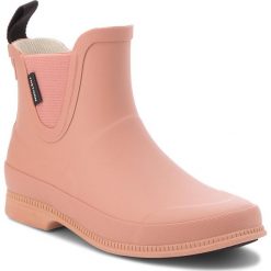 Kalosze TRETORN - Eva Lag 472953 Dusty Pink 06. Różowe kalosze damskie Tretorn, bez wzorów, z tworzywa sztucznego. W wyprzedaży za 249,00 zł.