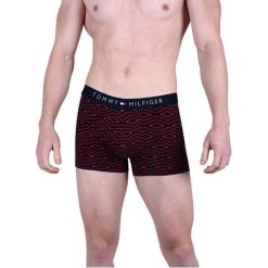 Tommy Hilfiger Bokserki Męskie Cotton Icon Trunk Geo Folk Tango Red Um0Um00923-611 (Rozmiar L). Czerwone bokserki męskie marki TOMMY HILFIGER. W wyprzedaży za 113,00 zł.