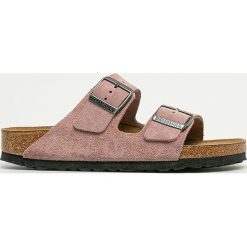 Birkenstock - Klapki skórzane Arizona. Różowe klapki damskie Birkenstock, bez wzorów, ze skóry, bez obcasa, na obcasie. Za 349,90 zł.