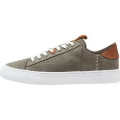 Tenisówki męskie: HUB HOOK Tenisówki i Trampki dark olive/white