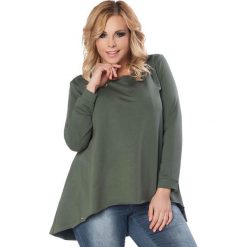 Ciemnozielona Oversizowa Asymetryczna Tunika PLUS SIZE. Zielone tuniki damskie marki Molly.pl, xl, bez wzorów, z dzianiny, sportowe, z asymetrycznym kołnierzem, plus size, bez rękawów, długie, asymetryczne. Za 127,90 zł.
