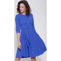 Sukienki: Ciemnoniebieska Sukienka Pleated Belted