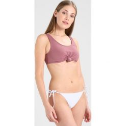Bikini: Beth Richards KNOT Góra od bikini petal