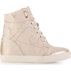 SNEAKERSY ZŁOTE Z KLINEM. Żółte sneakersy damskie Arturo Vicci. Za 299,00 zł.