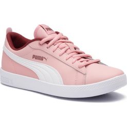 Sneakersy PUMA - Smsh Wns V2 L 365208 15 Bridal Rose/FiredBrick/Rose. Różowe półbuty damskie Puma, na co dzień, bez wzorów, ze skóry ekologicznej, bez obcasa, na płaskiej podeszwie, bez zapięcia. W wyprzedaży za 159,99 zł.