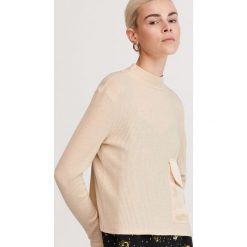 Bluzka z kieszenią - Beżowy. Brązowe bluzki damskie Reserved, s, bez wzorów, bez kołnierzyka, bez rękawów. Za 69,99 zł.