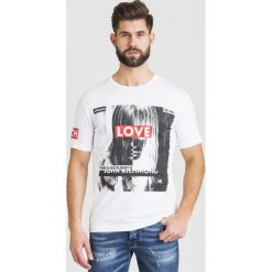 T-SHIRT KENTISH JOHN RICHMOND. Białe t-shirty męskie m, z nadrukiem, z bawełny, z okrągłym kołnierzem. Za 265,00 zł.