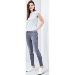 Jeansy typu skinny. Jeansy damskie Moodo, s, bez wzorów, z jeansu. Za 39,99 zł.