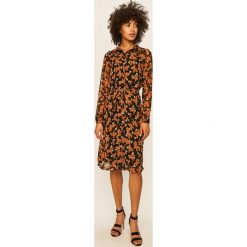 Vero Moda - Sukienka. Czarne sukienki damskie Vero Moda, na co dzień, s, w paski, z poliesteru, casualowe, bez kołnierzyka, z długim rękawem, długie, midi, proste. Za 189,90 zł.