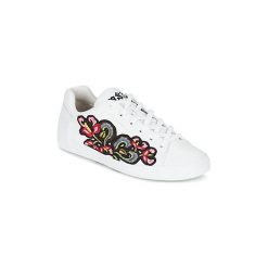 Buty Ash NAK. Białe trampki i tenisówki damskie Ash, bez wzorów, bez zapięcia. Za 394,50 zł.