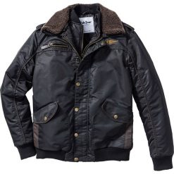 Kurtka ze sztucznym futerkiem Regular Fit bonprix czarny. Czarne kurtki męskie bomber bonprix, m, w prążki. Za 269,99 zł.