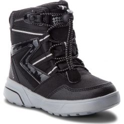 Śniegowce GEOX - J Sveggen G.Babx A J848AA 054AU C0039 S Black/Silver. Czarne śniegowce dziewczęce Geox, bez zapięcia. W wyprzedaży za 219,00 zł.