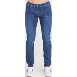 JEANSY emporio armani. Niebieskie jeansy męskie Emporio Armani, m, z aplikacjami. Za 759,00 zł.