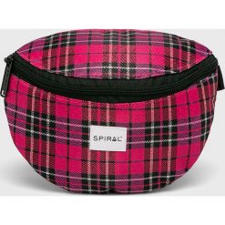 Spiral - Torebka. Różowe torebki klasyczne damskie Spiral, w paski, z poliesteru, casualowe, małe, z nadrukiem, bez dodatków. W wyprzedaży za 49,90 zł.