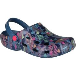 Coqui Damskie kapcie Tina Niagara Blue / Tropic al 1353-206-5100 (rozmiar 37). Niebieskie kapcie damskie Coqui. W wyprzedaży za 55,00 zł.