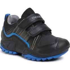 Sneakersy GEOX - J N.Savage B. A J041VA 0FEFU C0245 M Black/Royal. Czarne trampki chłopięce Geox, bez wzorów, ze skóry ekologicznej, na rzepy. Za 219,00 zł.