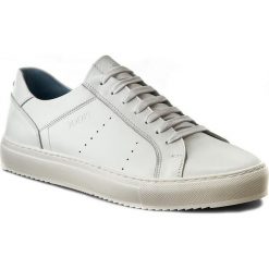 Sneakersy JOOP! - Delion 4140003391 White 100. Białe sneakersy męskie JOOP!, na co dzień, z aplikacjami, ze skóry, eleganckie, na sznurówki. W wyprzedaży za 509,00 zł.