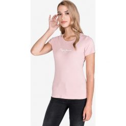 Pepe Jeans Virginia New Koszulka Różowy. Różowe koszulki damskie Pepe Jeans, xs, z nadrukiem, z elastanu, bez kołnierzyka. Za 102,95 zł.
