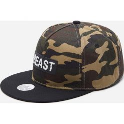 Czapka snapback z napisem - Wielobarwny. Czapki męskie House, z napisami. W wyprzedaży za 19,99 zł.